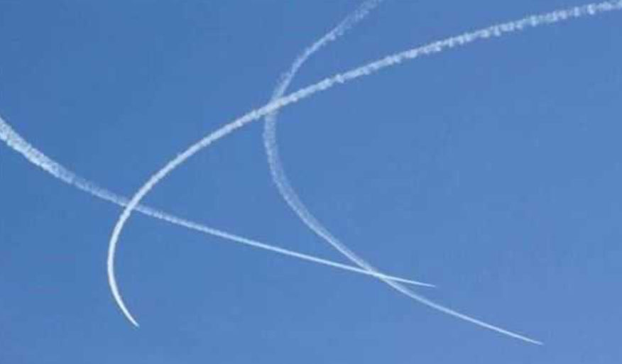 خرق للعدو من فوق كفركلا .. وطيران دائري فوق المناطق كافة
