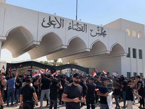 منع قياديين في التيار الصدري من السفر وحجز أموالهما المنقولة وغير المنقولة