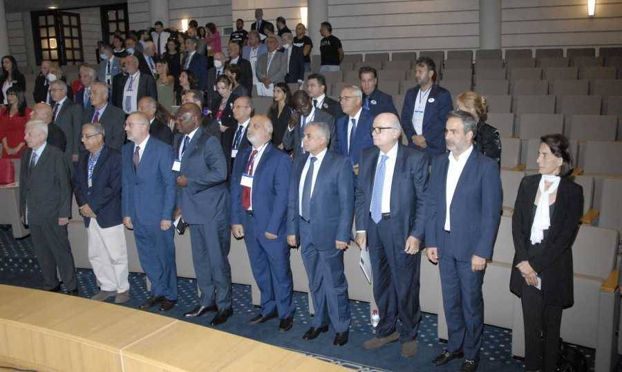 توصيات المؤتمر الاقتصادي العالمي الأول لـ"الجامعة الثقافية"