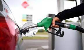 نقابات المحروقات طالبت برفع نسبة الجعالة
على الدولار وايجاد صيغة للجدول تحمي المحطات