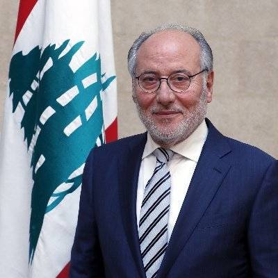 الحلبي في سرايا صيدا متفقدا المنطقة التربوية