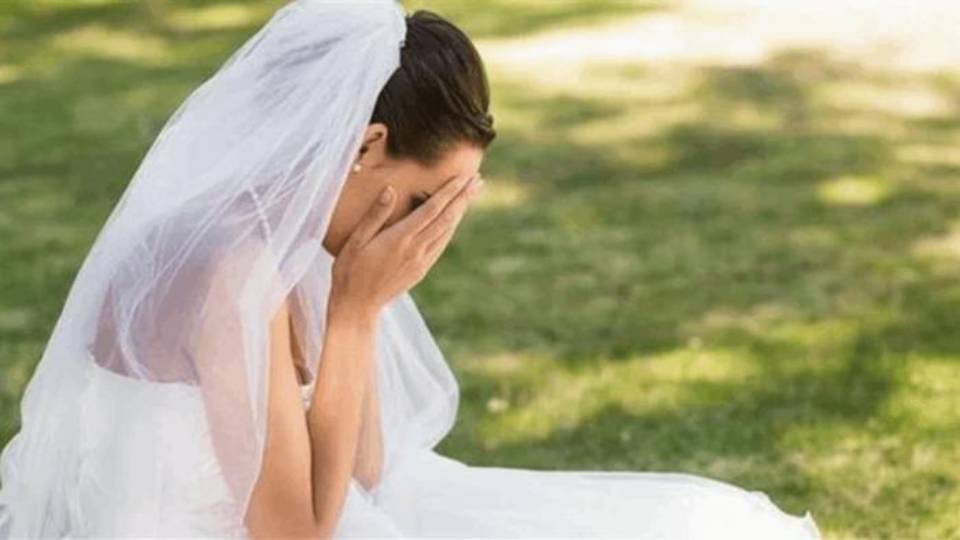 اعتقال عروس اوغندية في حفل زفافها.. اليكم السبب!
