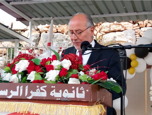 "نتواصل مع المانحين لتوفير المقومات اللازمة"
الحلبي: أنبّه المعلمين من اتخاذ
موقف سلبي من العام الدراسي المقبل
