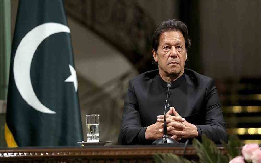 خان يمثل أمام محكمة مختصة بالإرهاب