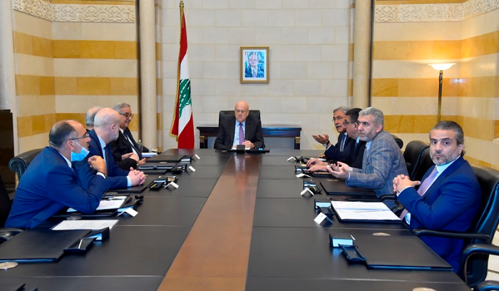 ميقاتي ترأس اجتماع لجنة مُتابعة إعادة النازحين والتقى وزيرين
حجار: اجتماع ثانٍ وثالث في الأسبوع المقبل
لإنهاء وانقشاع الرؤية بموضوع العودة
