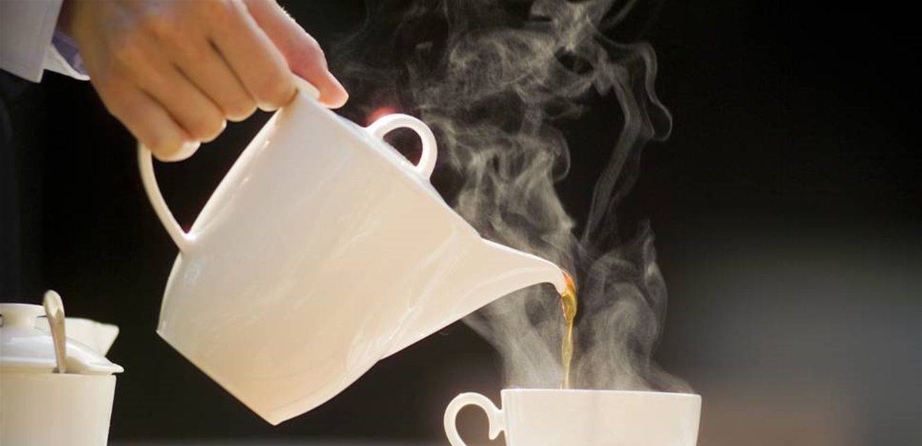 صدمة علمية... المشروبات الساخنة قد تسبب هذا النوع من السرطان!