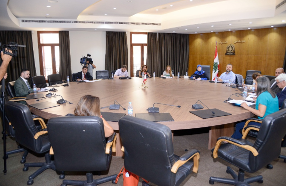 عز الدين: نطالب المعنيين باتخاذ
إجراءات لضمان انطلاقة العام الدراسي
