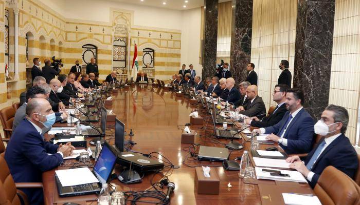 لبنان يراكم الفشل على الفشل انقاذيا: القوانين الاصلاحية تتهاوى تباعا!