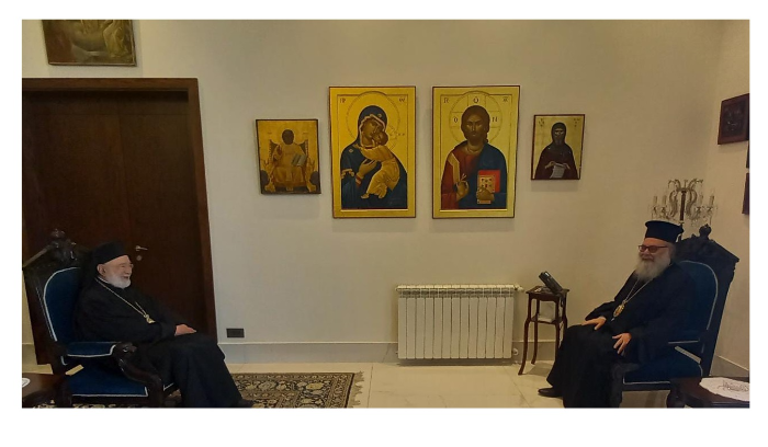 عوده التقى يوحنا العاشر وسفيرة اليونان
