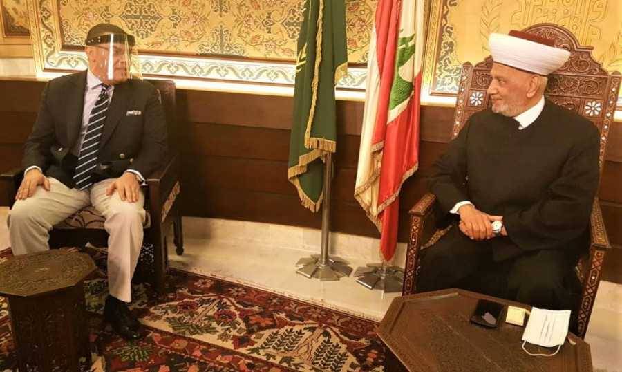 دريان تسلّم دعوة لزيارة القاهرة من سفير مصر
علوي: لا مخرج من الأزمة إلا بالتزام الطائف