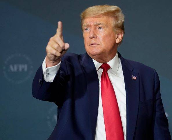 "أنصاري غاضبون ولن يصمتوا"... ترامب يتهم العدل الأميركية بتضخيم أهمية الوثائق المضبوطة لديه