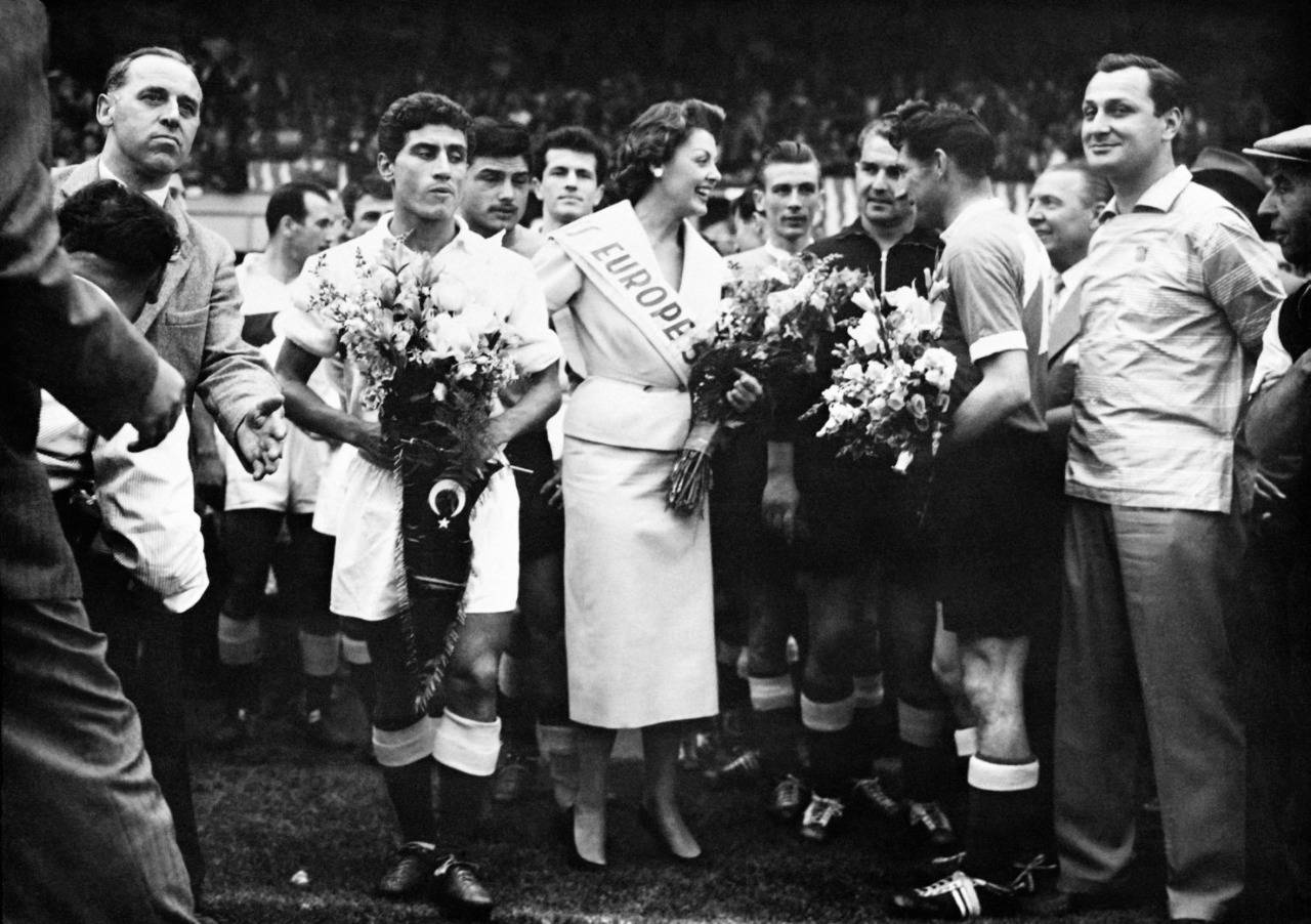 كأس العالم في سويسرا 1954: ألمانيا الاتحادية تنتزع اللقب بـ"الحنكة"..وظهور منتخب المجر "العظيم"