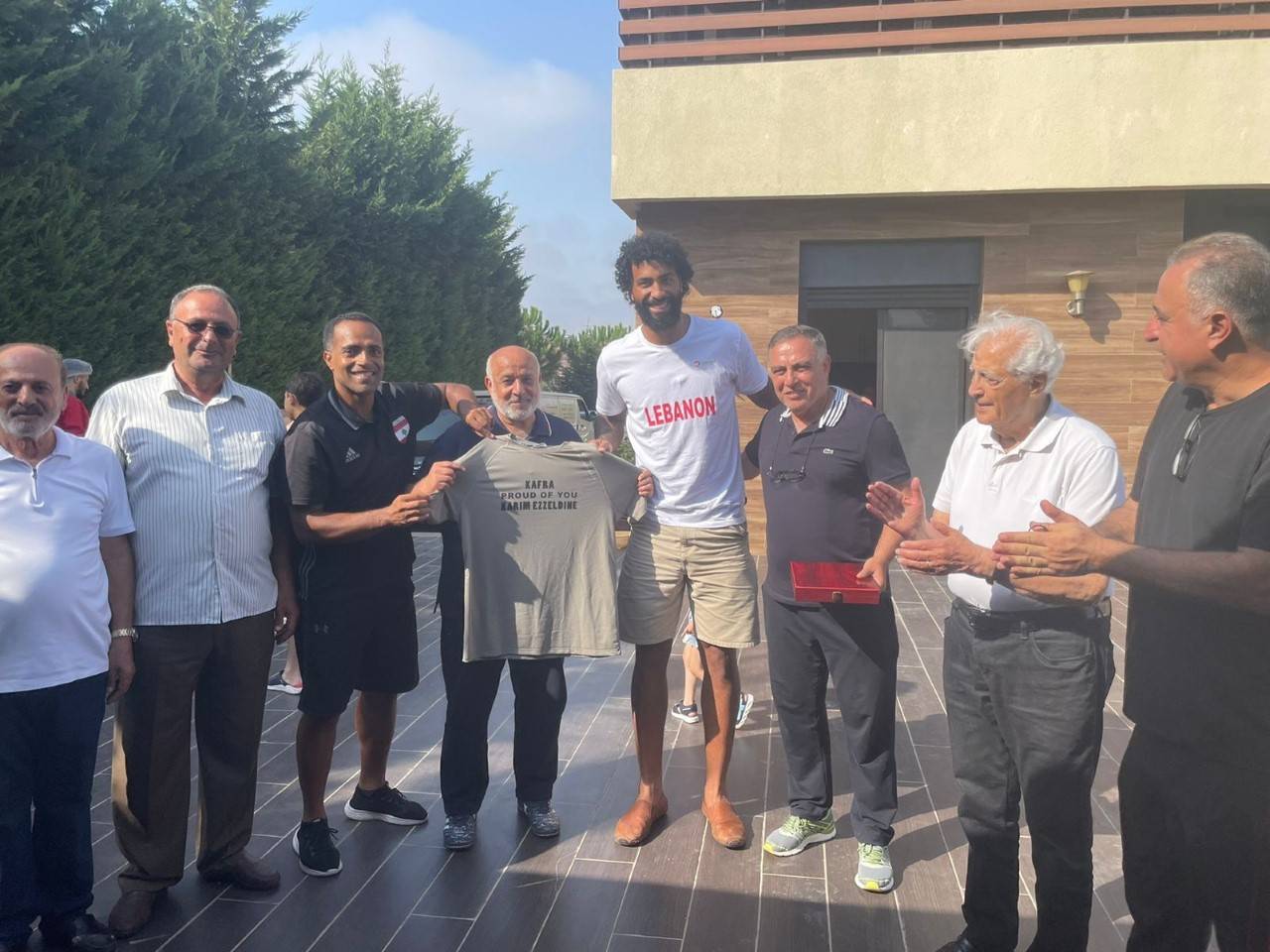 تكريم اللاعب عز الدين في كفرا