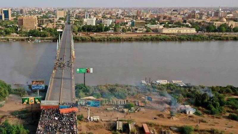 مصرع 17 شحصاً بانهيار بئر للتنقيب عن الذهب في السودان
