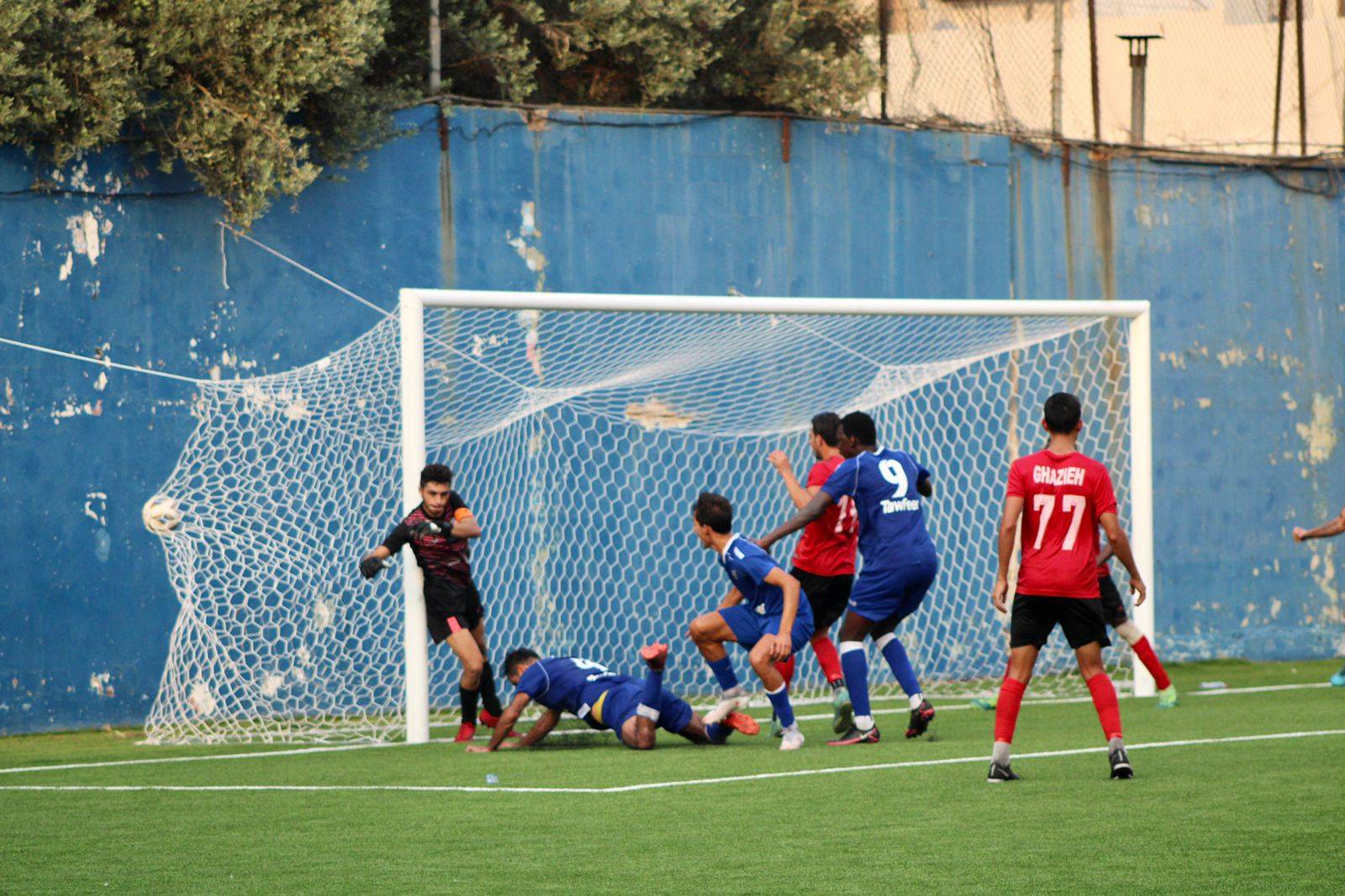 الصفاء والشباب الغازية "حبايب" في أولى مباريات الدوري اللبناني لكرة القدم