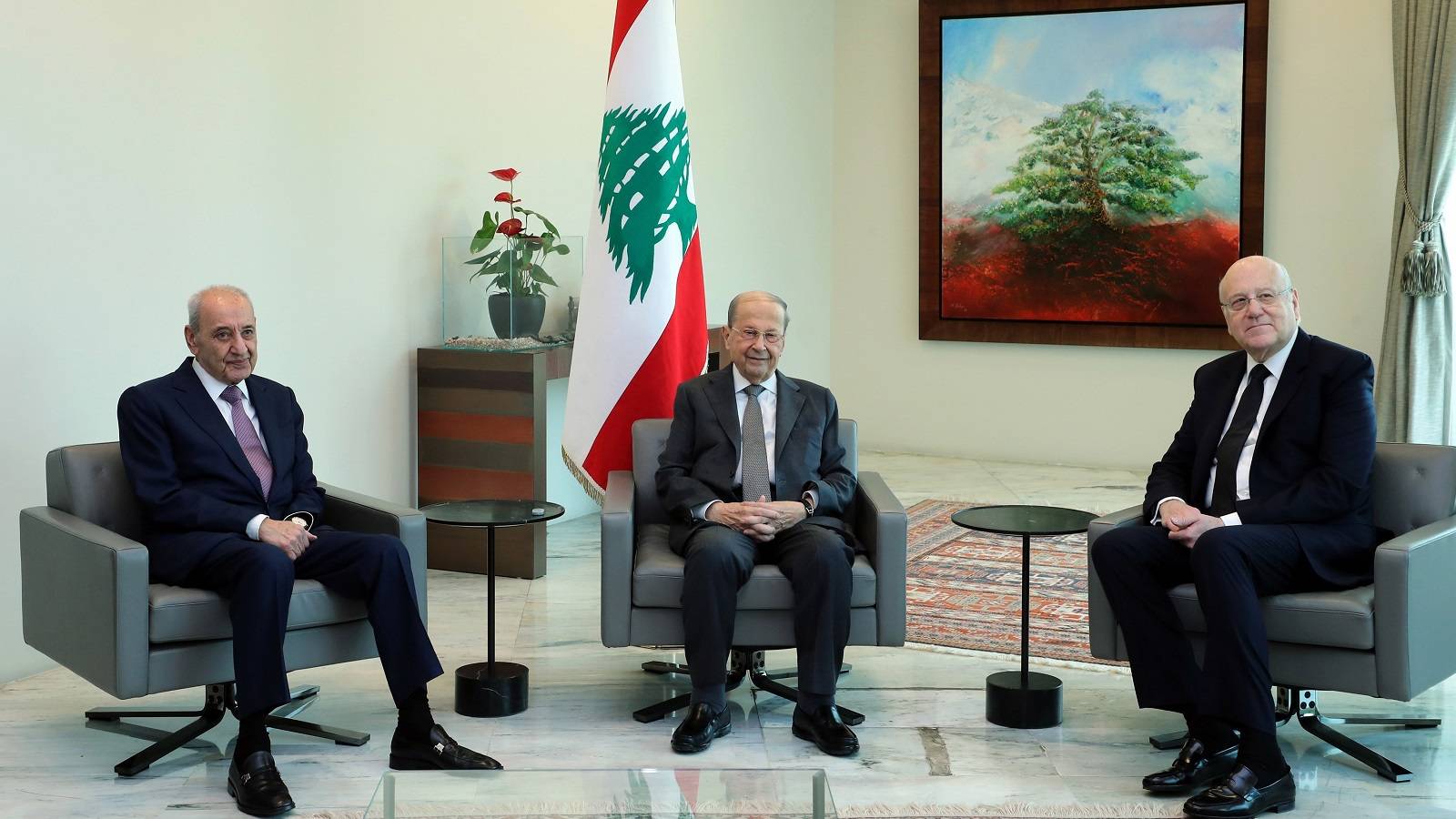 لهذه الأسباب «استدعيَ» الرؤساء الثلاثة الى الدوحة للقاء هوكشتاين