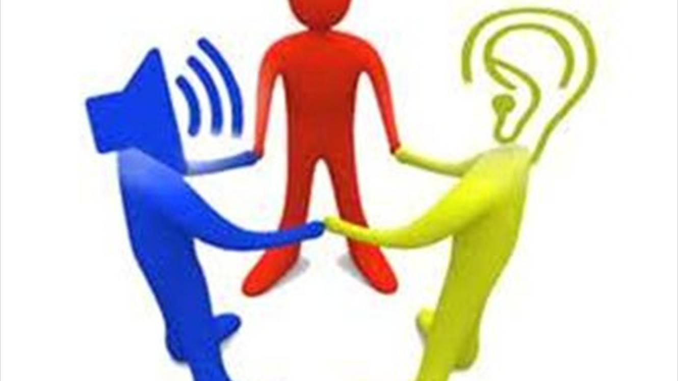 التحدّث والاستماع مهارتان لمجتمع أفضل