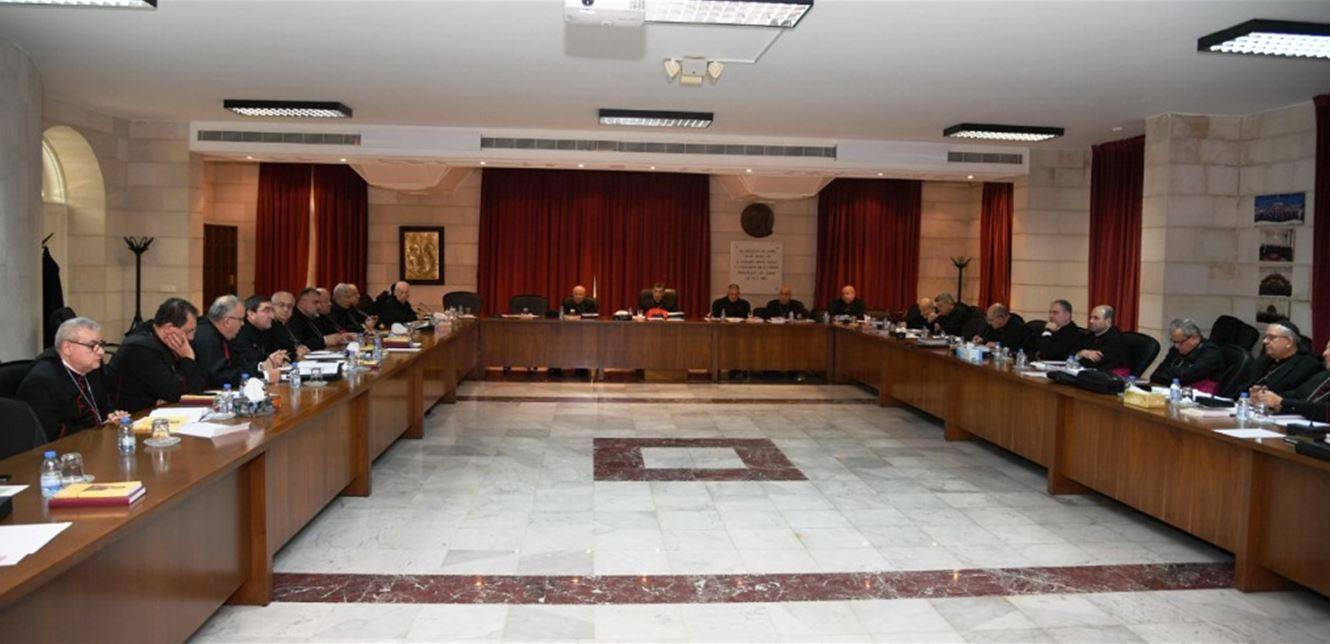 المطارنة الموارنة: نهيب بأعضاء المجلس النيابي المبادرة إلى انتخاب رئيسٍ جديد للجمهوريّة