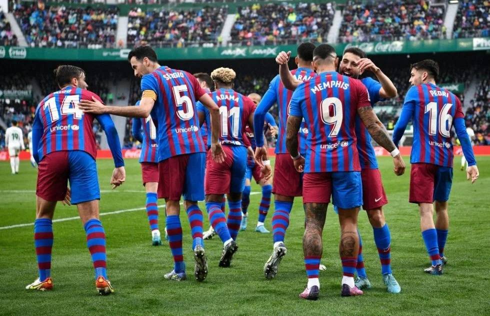 الدوري الاسباني في كرة القدم - الجولة الخامسة :
برشلونة ضيفاً على قادش غداً وريال مدريد يستضيف مايوركا الأحد