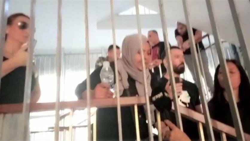 بالفيديو - أهالي ضحايا انفجار مرفأ بيروت يقتحمون مبنى وزارة العدل في بيروت