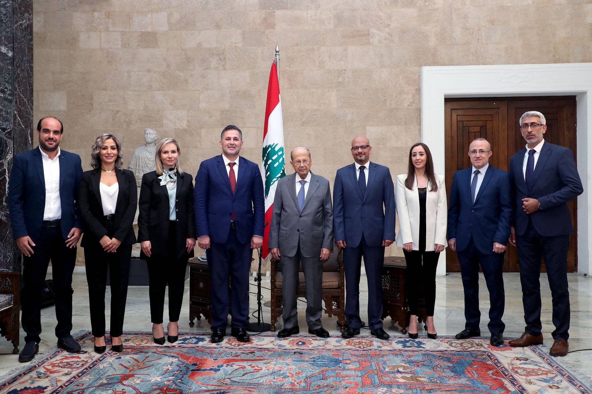 إستقبالات متفرقة لعون
