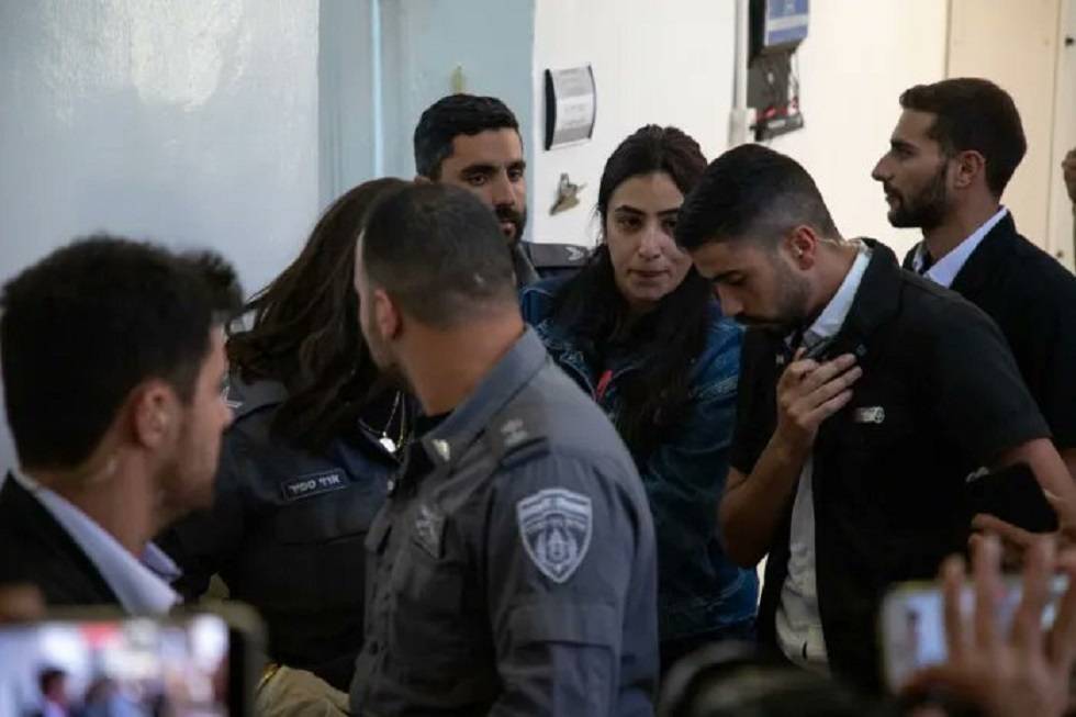 سلطات الإحتلال تفرج عن الصحفية الفلسطينية لمى غوشة بعد 10 أيام من اعتقالها