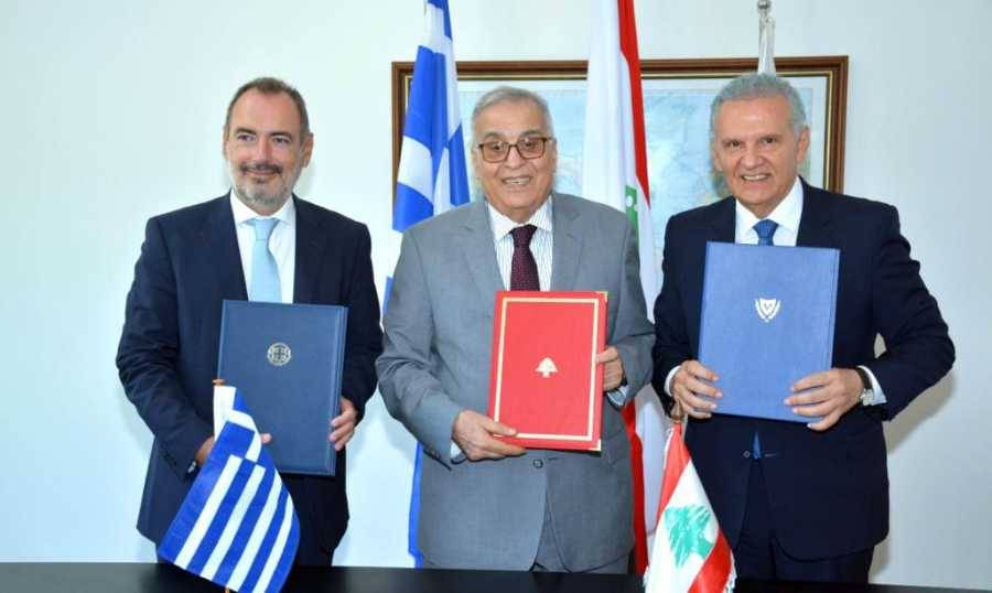 بحث في المستجدّات مع بري
بو حبيب وقّع اتفاقيّة مع قبرص
واليونان للتعاون في الشؤون الاغترابيّة