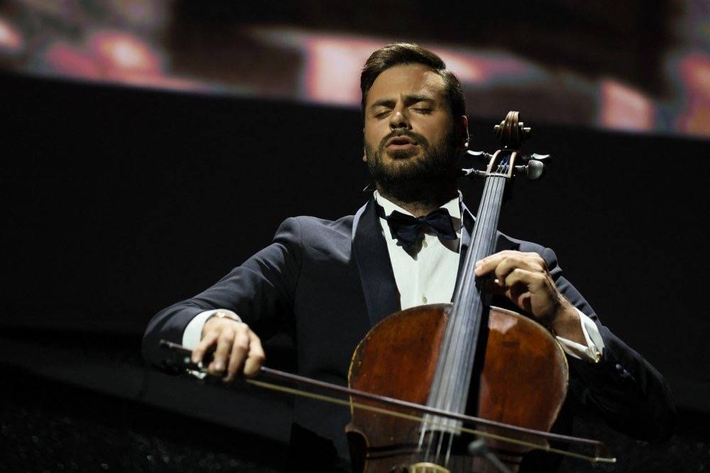 HAUSER يفتتح حفل توزيع جوائز مهرجان البندقية السينمائي