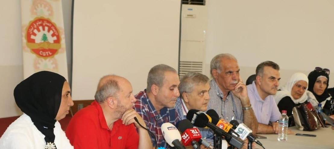 وقفة لحراك المتعاقدين" و"لجنة متعاقدي الأساسي":
دفع سلةّ حقوق المتعاقدين للبدء بالعام الدراسي