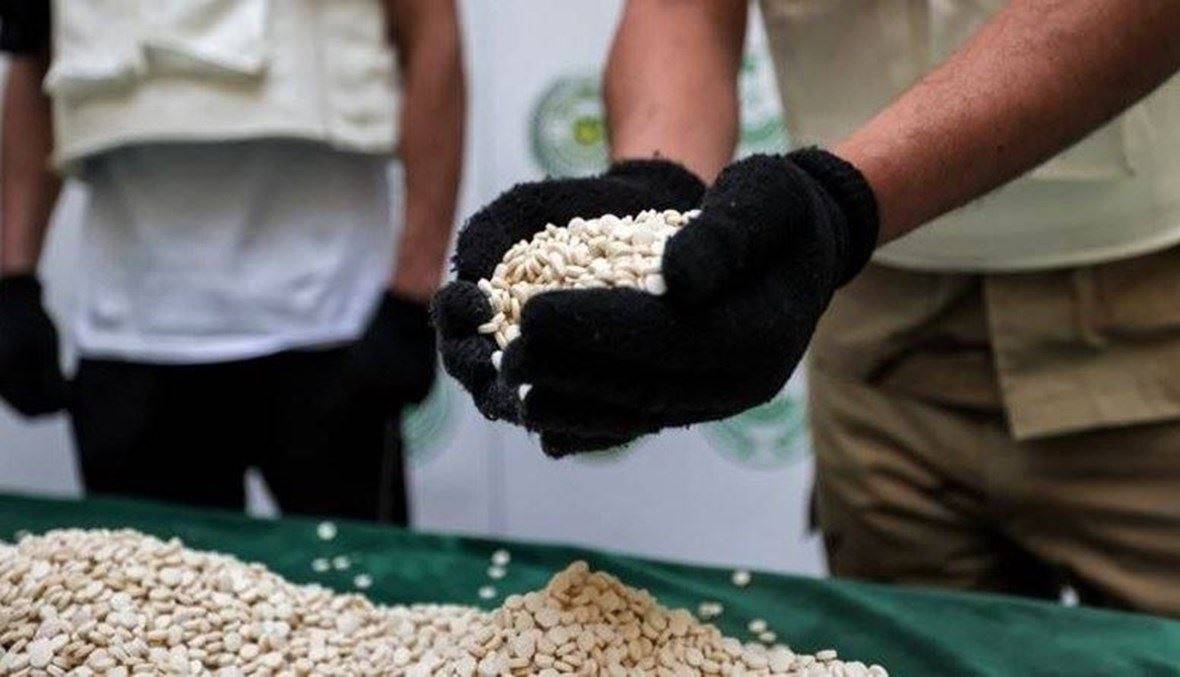 ضبط أكثر من مليون حبة "كبتاغون" داخل شحنة عنب في مرفأ بيروت