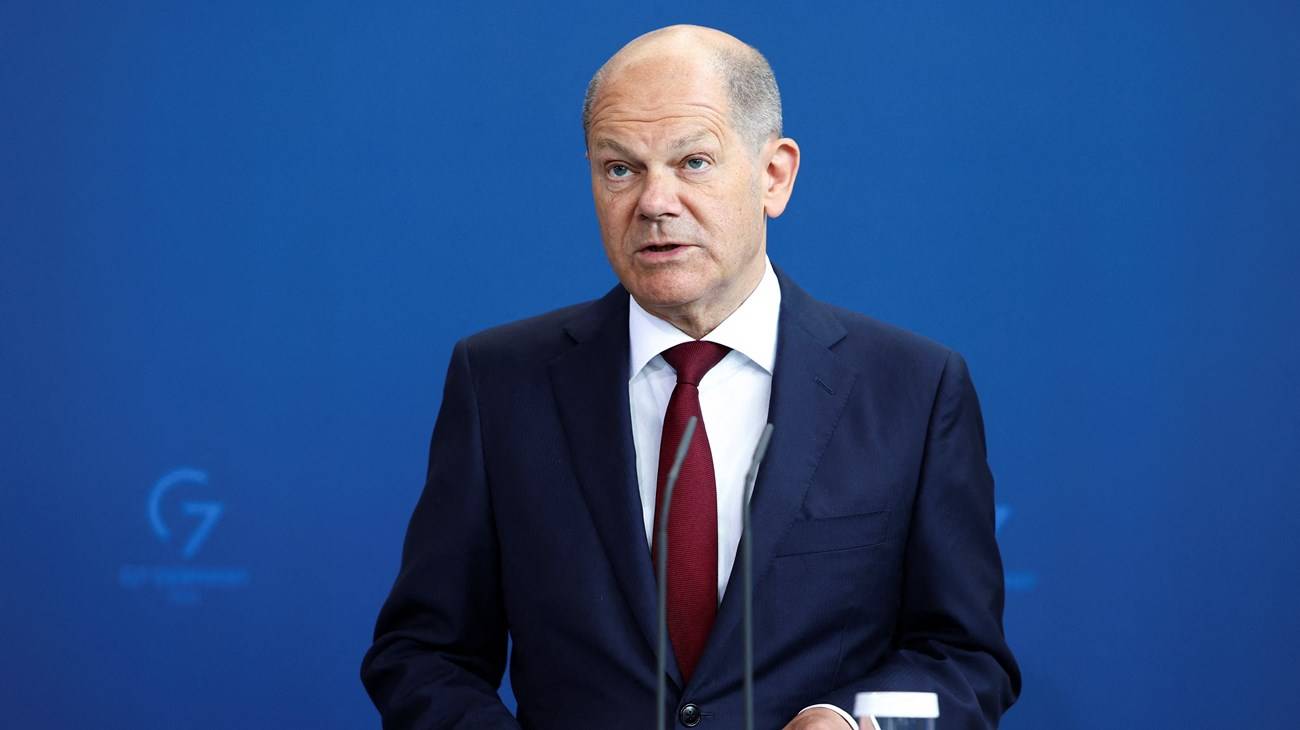 شولتس يهدّد بولندا