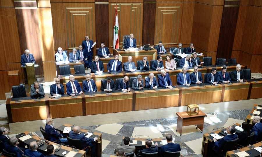المجلس يقر ّ مبدئياً زيادة الرواتب 3 أضعاف ويرفع موازنة الجامعة اللبنانيّة
بري: فلنستعمل حقنا القانوني كي نعطي الناس حقوقهم
ميقاتي: لتغليب الوطنيّة ولا للشعبويّة ولا مجال للإنكار