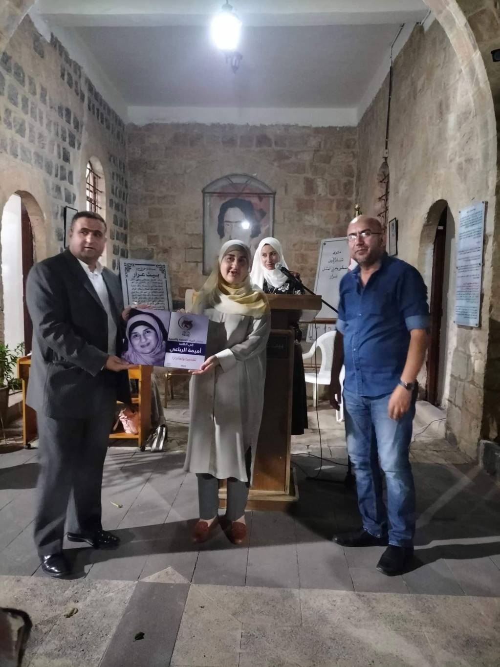 الشبول يرعى حفل توقيع للكاتبة اميمة الرباعي