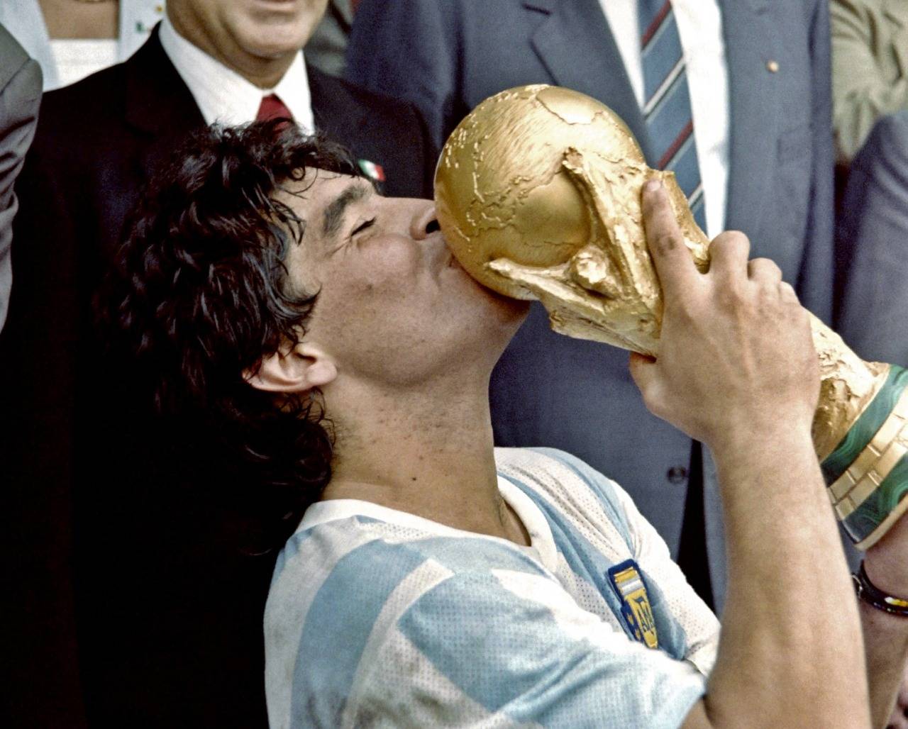 كأس العالم في المكسيك 1986: "العبقري" مارادونا يهدي الأرجنتين لقبها الثاني.. والمنتخب المغربي "مفاجأة" البطولة