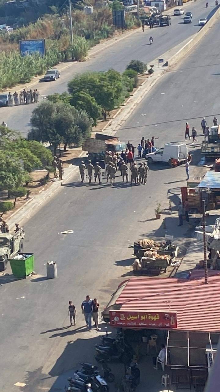 فقدان مركب على متنه 55 مهاجراً يشعل الغضب في طرابلس