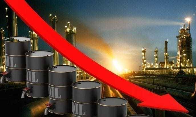 النفط الى ادنى مستوى منذ 8 أشهر