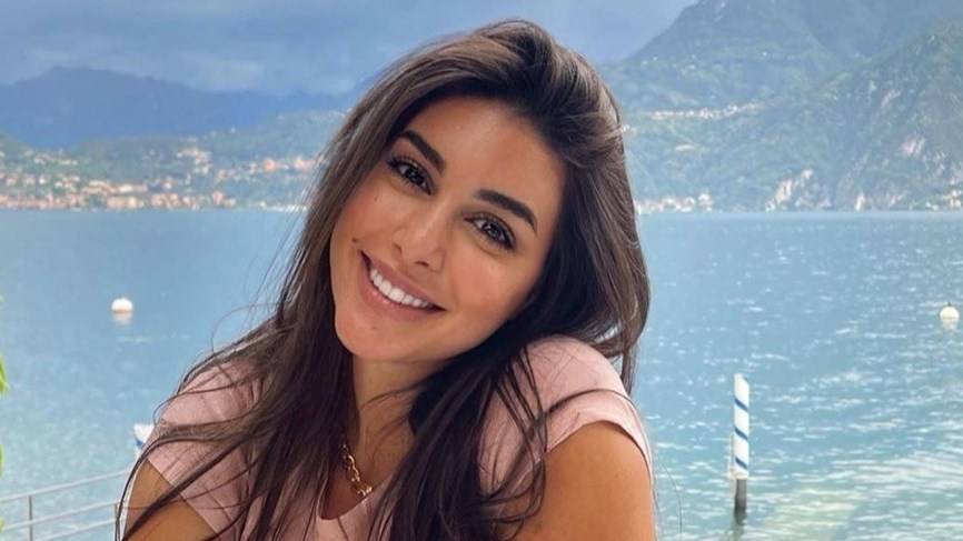 هل ارتبطت ياسمين صبري بشاب من خارج الوسط الفني؟