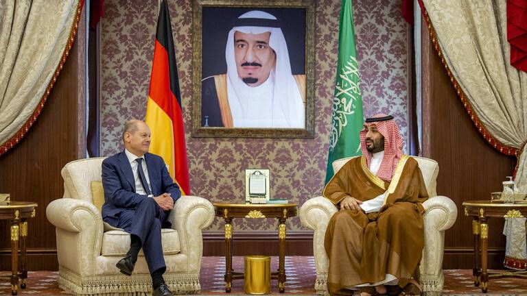 شولتس يلتقي محمد بن سلمان