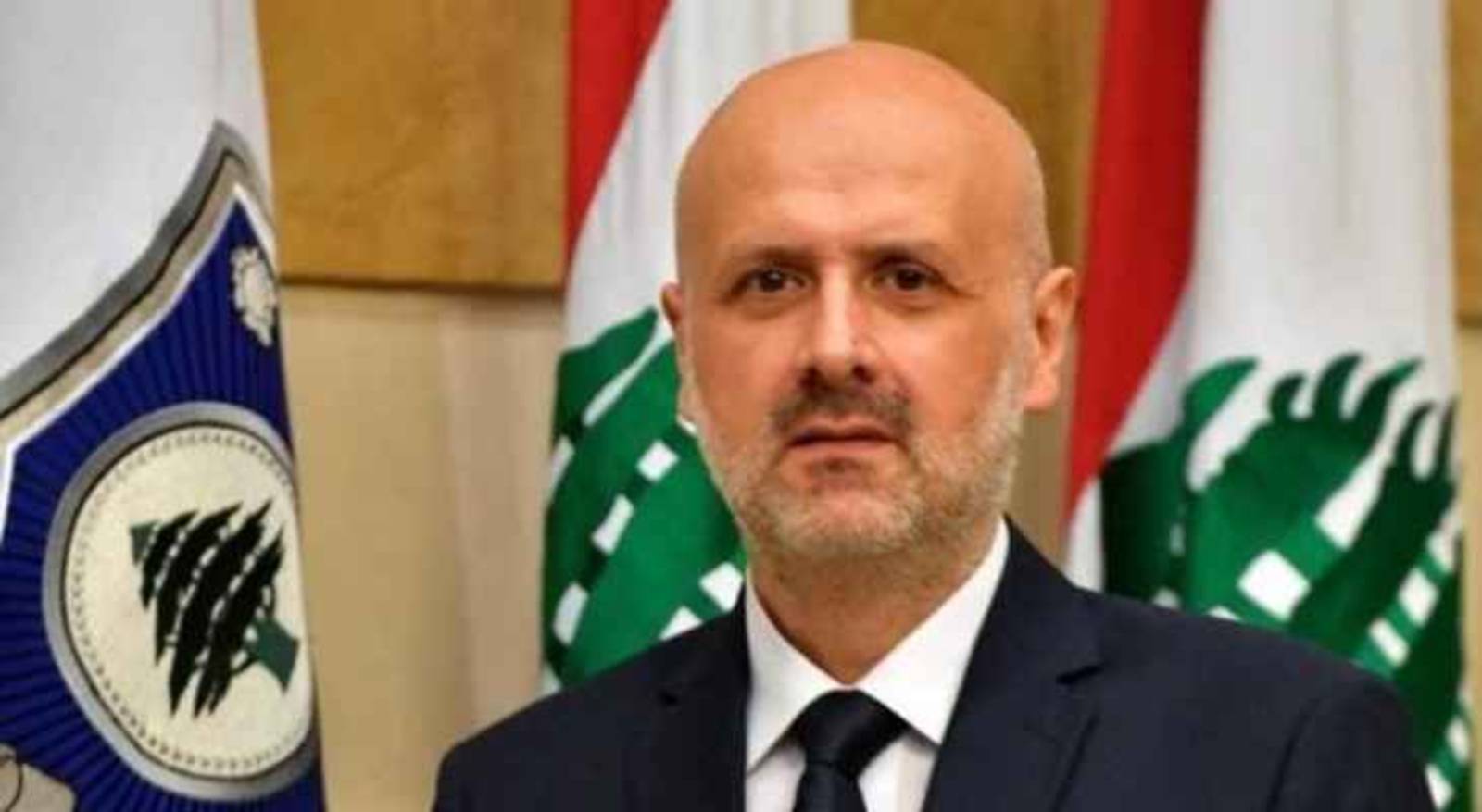 مولوي: ليست مُهمّة عنصر قوى الأمن أن يقف حارساً
على أبواب المصارف.. ولن أضع القوى الأمنيّة بمواجهة المواطنين