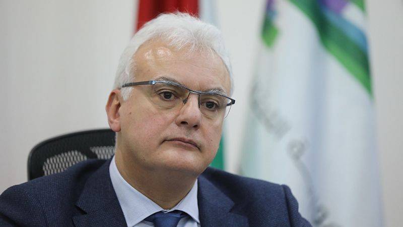 القرم: العمل جار على تحسين اضافي ومستمر لأداء الشبكة الخليوية
