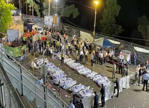 التحقيق مع 18 شرطيا...
 32 طفلا ضحايا التدافع في إندونيسيا