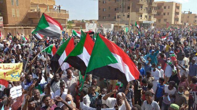 السودان.. مظاهرات تزامنا مع توقيع ميثاق موحد للجان المقاومة