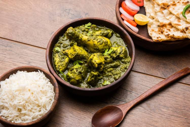طريقة عمل السبانخ بالدجاج