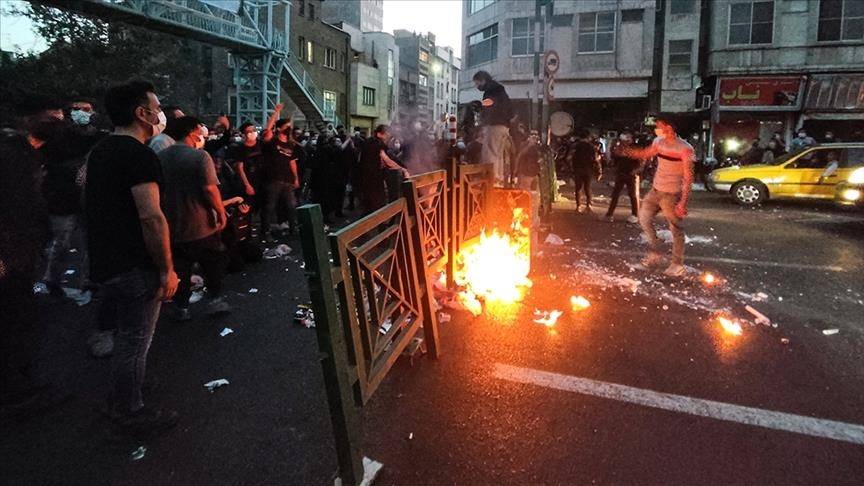 مسؤول إيراني: أميركا وإسرائيل تديران 
