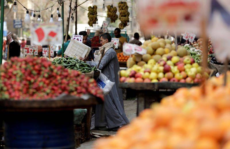 التضخم في مصر يرتفع إلى 15 بالمئة في أيلول الماضي