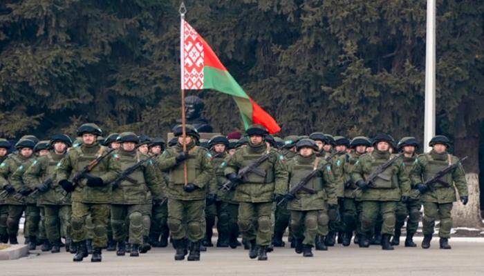 بيلاروسيا تعلن استعدادها لتعبئة نصف مليون جندي