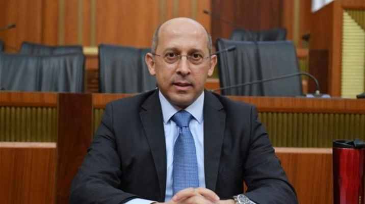 آلان عون: إذا طرح اسم قائد الجيش
للرئاسة بجديّة... فسنجتمع ونقرر