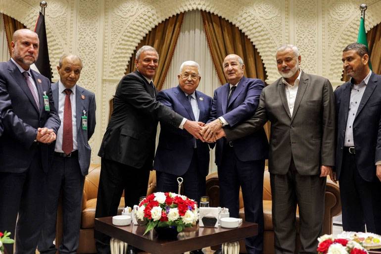 "المصالحة الفلسطينيّة" في الجزائر سبقتها "وحدة الساحات" قبل التنظيمات
النقاش سيُركّز على آليّة الحلّ في انتخابات تشريعيّة