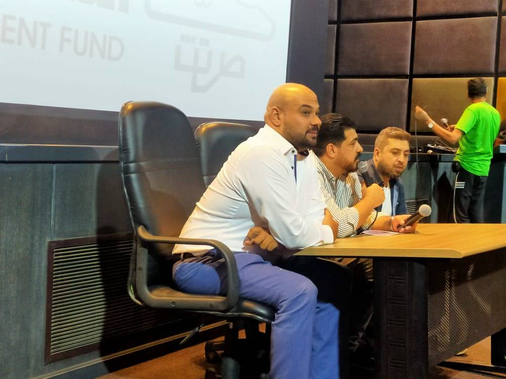 مناقشة فيلم "أوف لاين" بحضور جماهيري ضخم