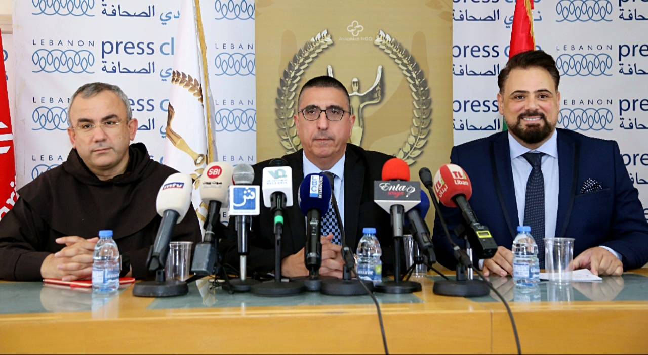 الوزير الحجار يصف سام سعد بالعملاق..وكيف ردّ الاخير؟
